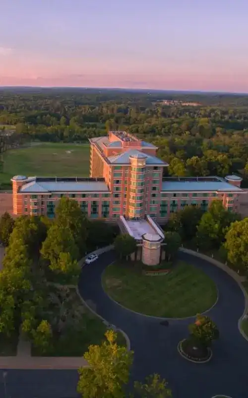 Lansdowne Resort Spa Virginia | Dynamax Wraps | Window Tints Services